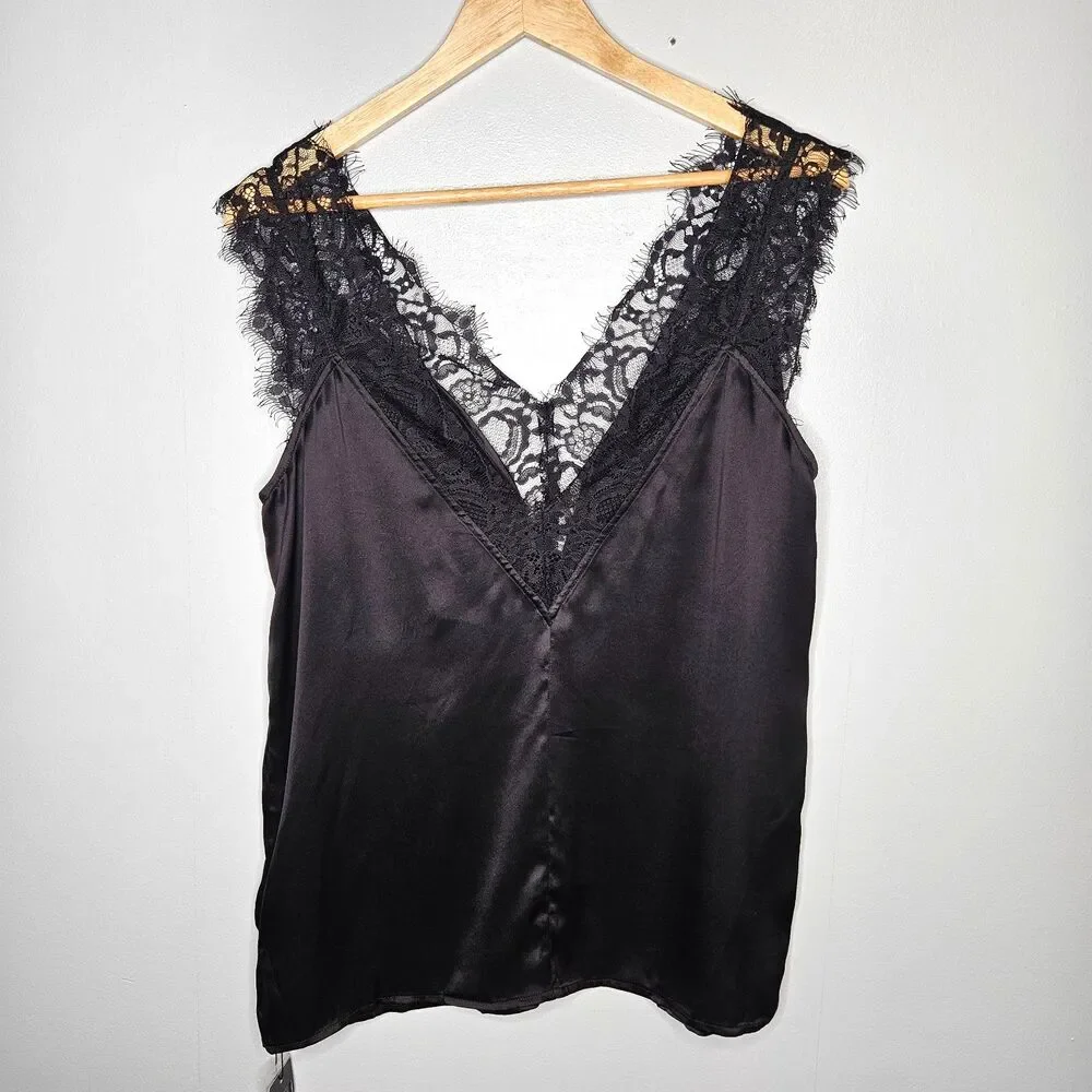 Elegant Black Lace Trim Tank Top - Picture 3 of 9